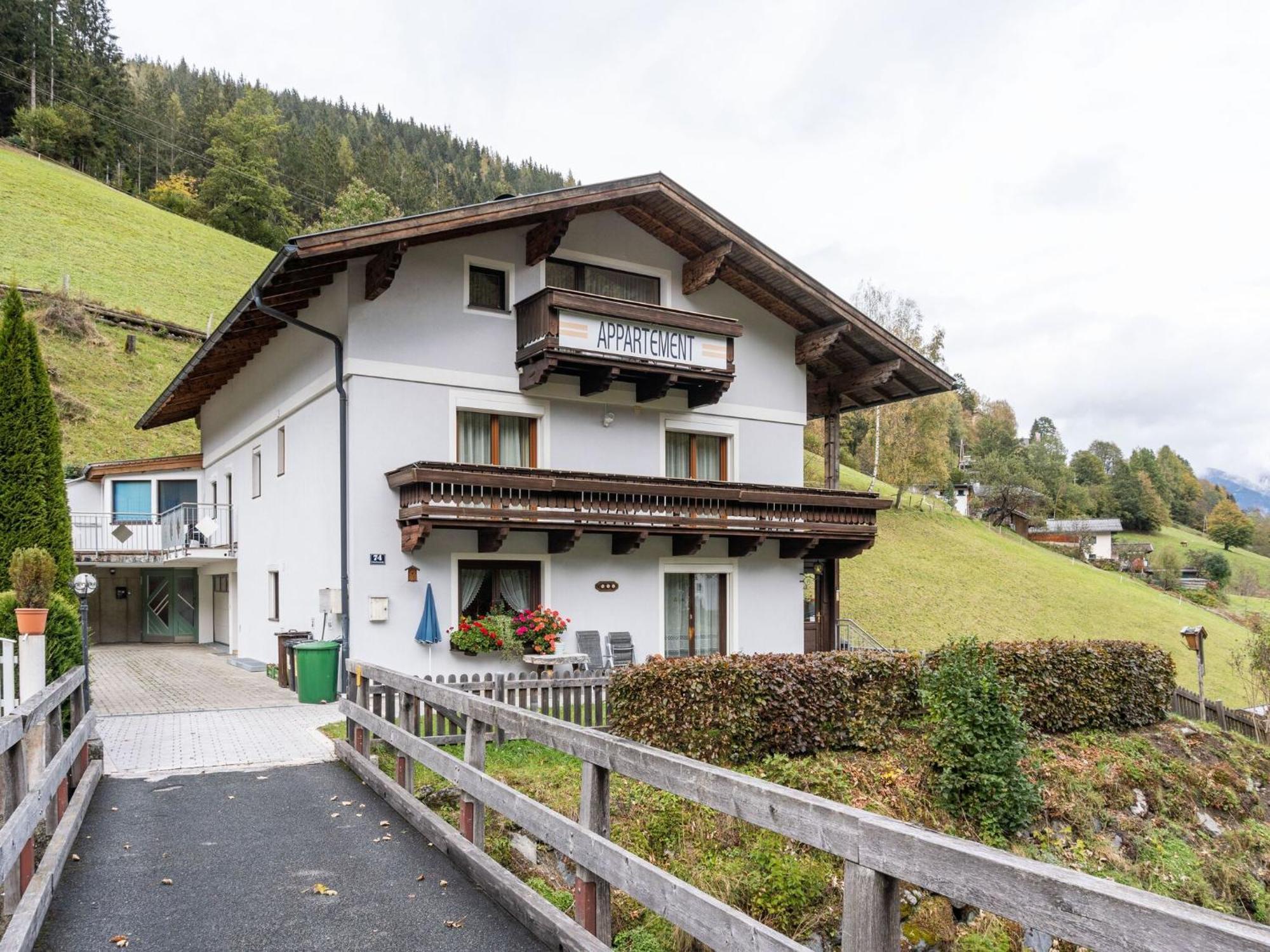 Beautiful Apartment In Zell Am See Near Ski Area Zell am See Exterior photo